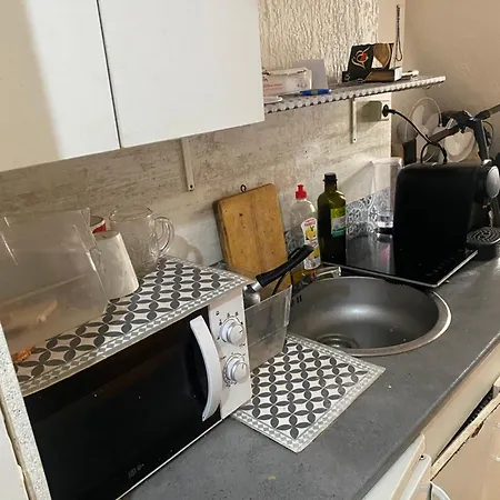 Djawed アパートホテル パリ